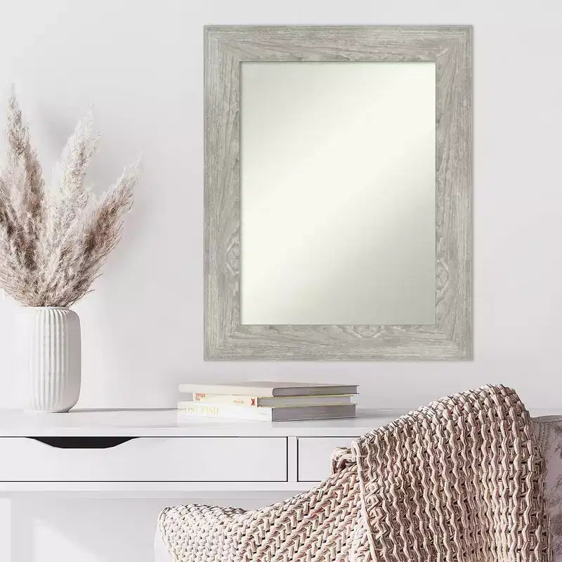 Specchio da parete senza smussatura 24" x 30" con lavaggio grigio tortora - Amanti Art: Specchio da trucco moderno rettangolare, include ferramenta per il montaggio