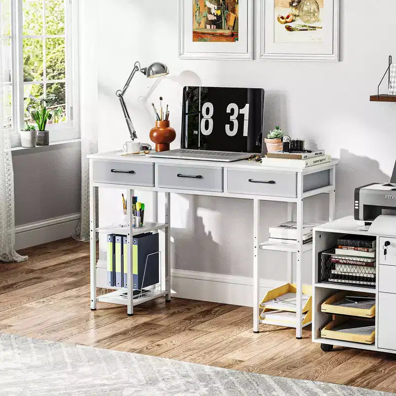HOMCOM Scrivania Piccola 47, Scrivania per Computer con Cassetti in Tessuto, Scrivania da Ufficio con Scaffali Regolabili, Tavolo per Computer per Piccoli Spazi