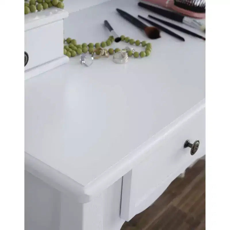 Set toeletta Okak con tavolo e sedia, scrivania da trucco e sgabello in legno per camera da letto e soggiorno, bianco