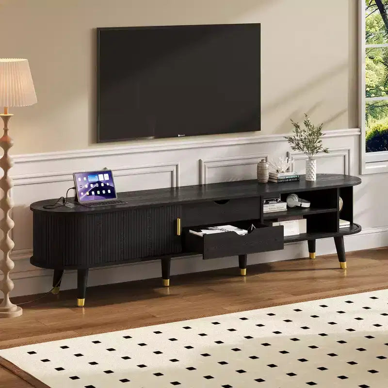 Set Mobile TV e Tavolino da Caffè ModernLuxe con Stazione di Ricarica, Consolle Multimediale Ovale con Anta Scorrevole per TV fino a 80 Pollici, Tavolino Centrale Mid-Century Farmhouse