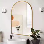 Specchio da parete ad arco dorato per bagno con cornice in metallo