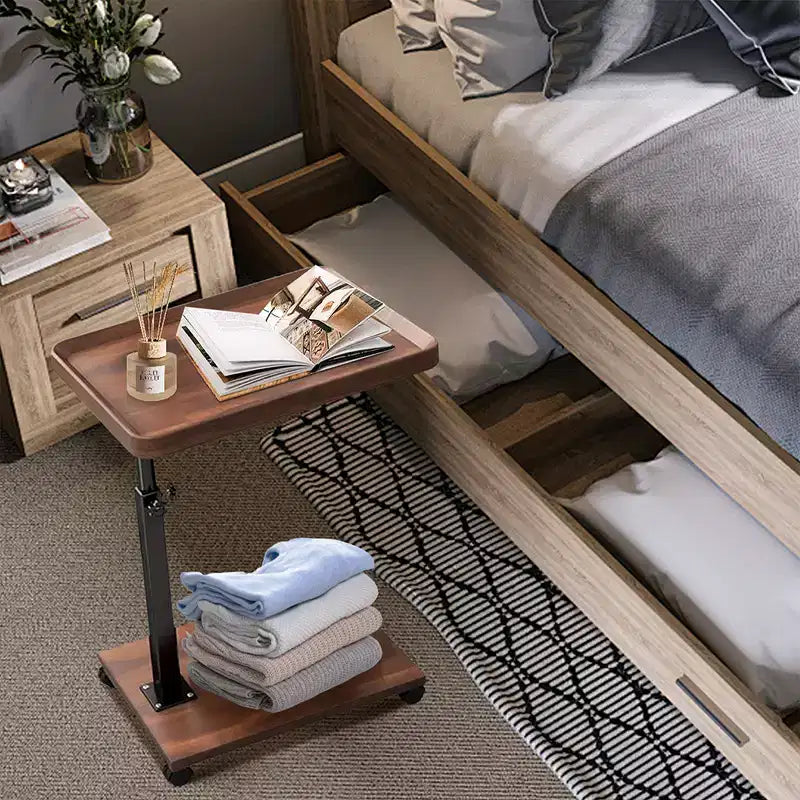 Tavolino laterale a C CuisinSmart, tavolini d'appoggio da divano piccoli, regolabili in altezza con piano girevole, tavolino vassoio per TV con ruote per soggiorno, camera da letto, divano