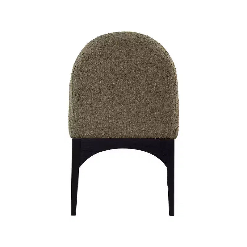 Meridian Furniture, Sedia da pranzo Waldorf in tessuto Bouclé