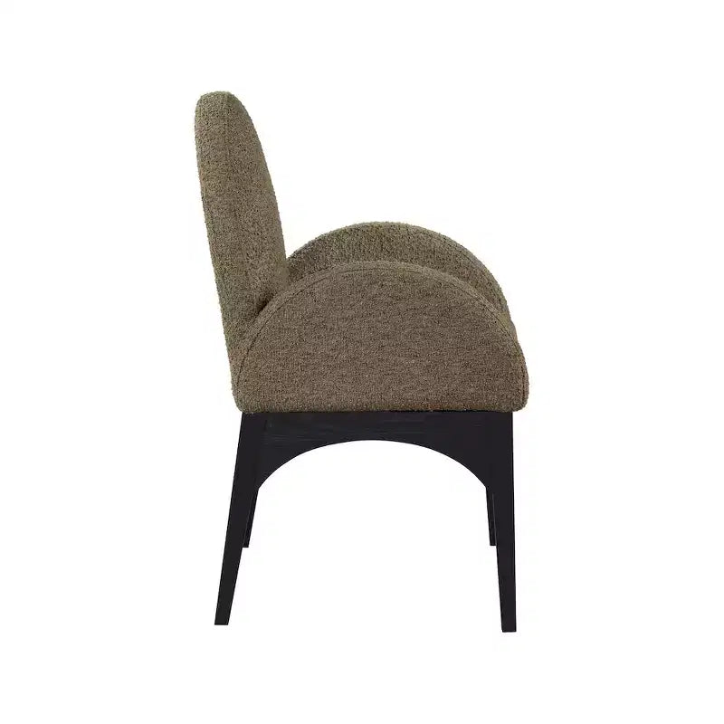 Meridian Furniture, Sedia da pranzo Waldorf in tessuto Bouclé