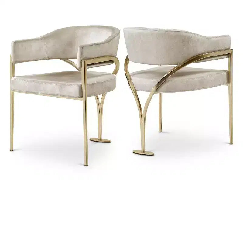 Meridian Furniture, Sedia da pranzo Madelyn in velluto, Set da 2