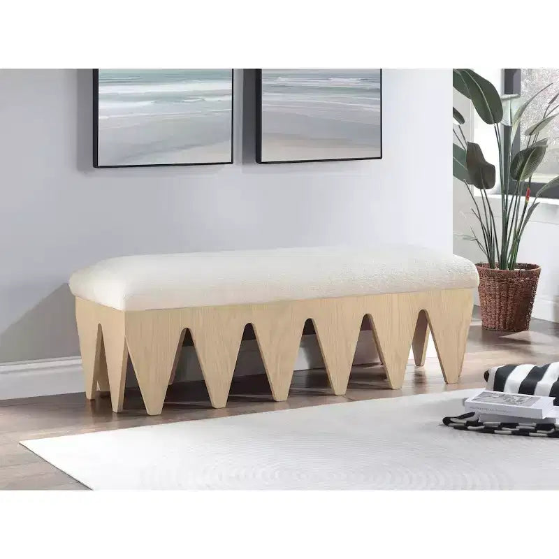 Meridian Furniture, Panca in velluto e pelliccia Altair