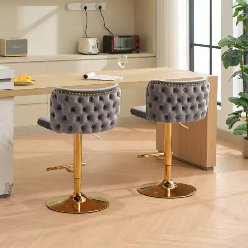 CLIHOME Set di 2 Sgabelli da Bar Girevoli Regolabili in Altezza con Base Dorata, Sgabelli da Bar Classici Rivestiti in Velluto