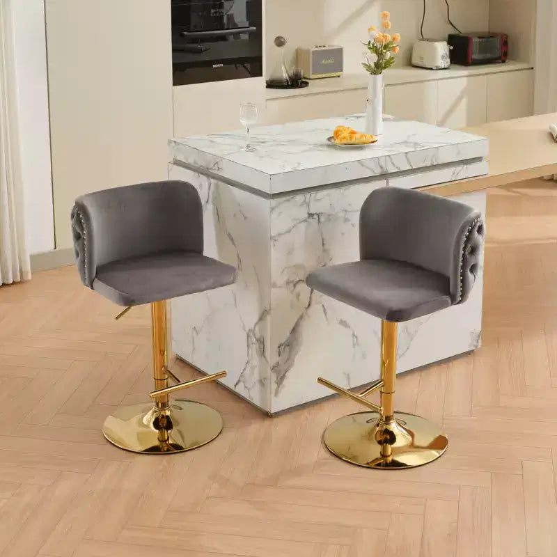 CLIHOME Set di 2 Sgabelli da Bar Girevoli Regolabili in Altezza con Base Dorata, Sgabelli da Bar Classici Rivestiti in Velluto