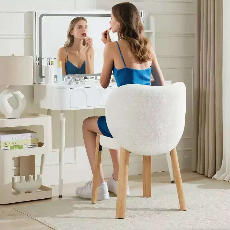 Sedia da Toilette Carina con Schienale a Cuore, Sgabello Moderno in Tessuto Teddy per Toeletta, Casa, Ufficio, Camera da Letto, Sala da Pranzo e Soggiorno