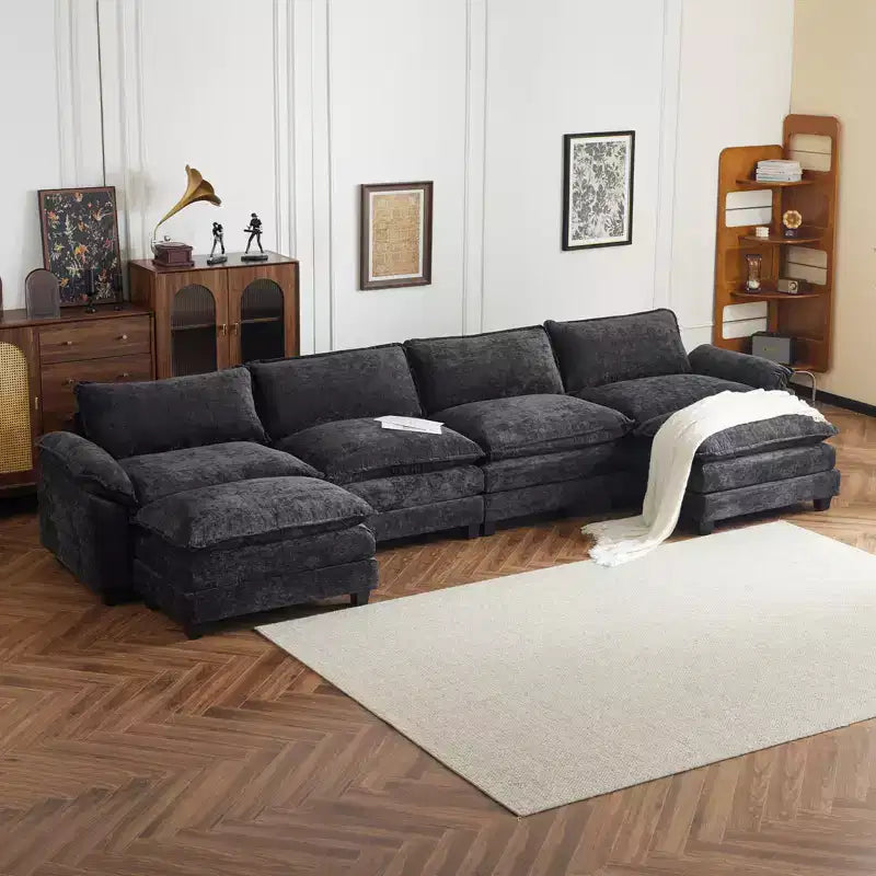 Divano in ciniglia blu Karl Home con poggiatesta a doppio strato e pouf, larghezza 393.7 cm