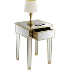Tavolino finale HomeStock Belmont con specchio, cassetto e pomello in finto cristallo, elegante tavolino d'accento con base in legno di abete e vano contenitore a scomparsa