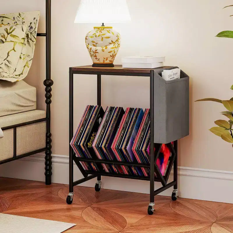 Mobile per Giradischi Costway con Porta Dischi in Vinile e Tasca Laterale, Ruote Girevoli Marrone/Naturale