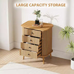 Cassettiere a 4 cassetti, comò per camera da letto, comodino, ampio contenitore, comò bohémien in vimini con maniglie nere opache e gambe in legno