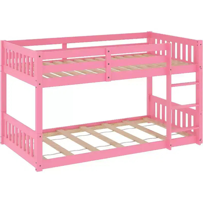 JOYMOR Letto a castello basso Twin Over Twin per bambini/ragazzi, struttura letto a castello Twin in legno con ringhiere di protezione e scaletta per bambini e bambine, materasso non incluso