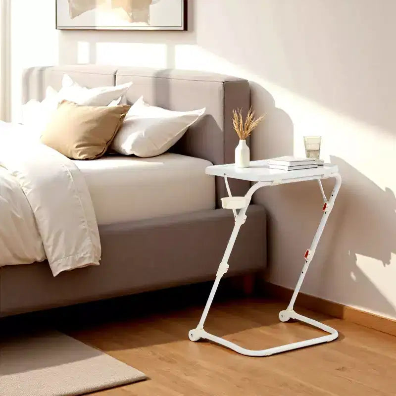 FurnitureR Vassoio TV Pieghevole Regolabile con 4 altezze e 3 angoli di inclinazione, tavolino pieghevole per cena, laptop, snack, con portabicchieri per divano, 2 pezzi, Bianco