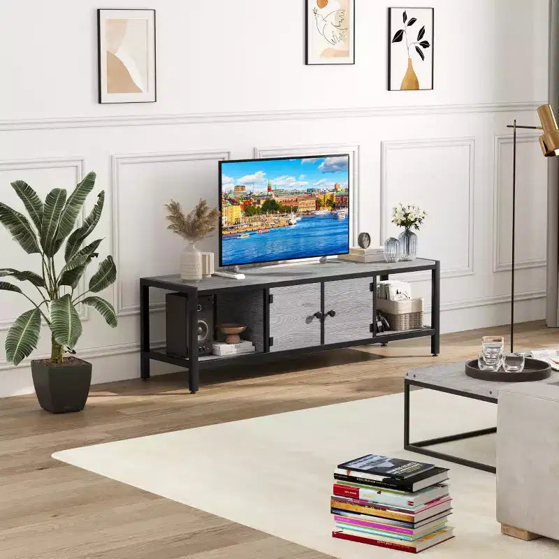 Mobile TV per TV fino a 65 pollici, Tavolino Porta TV Grande con 2 Vani Chiusi e Scomparti Aperti, Mobile Soggiorno in Legno con Piedini