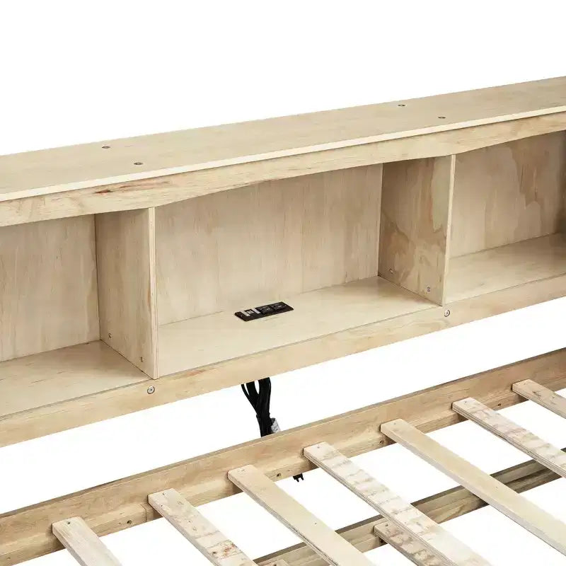 Divano letto singolo in legno con letto estraibile e armadietto, struttura letto a terra con mensole a libreria a L e porte USB per la camera da letto