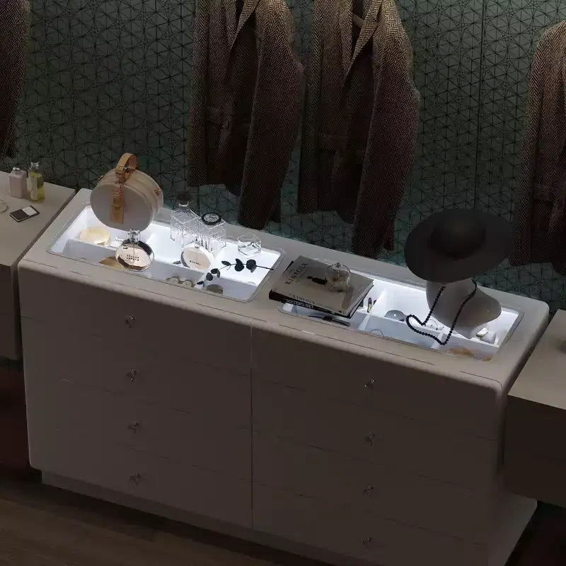 Cassettiera Famapy a 8 cassetti, piano in vetro temperato, 2 cassetti espositivi con 9 scomparti, Led a 3 colori, pomelli in cristallo, mobiletto portaoggetti per camera da letto/cabina armadio
