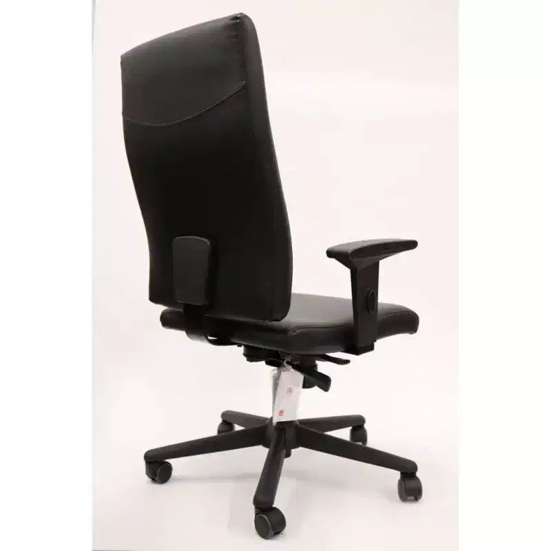 HomeStock Sedia da ufficio ergonomica girevole, regolabile in altezza, 118,36 cm H, in similpelle nera