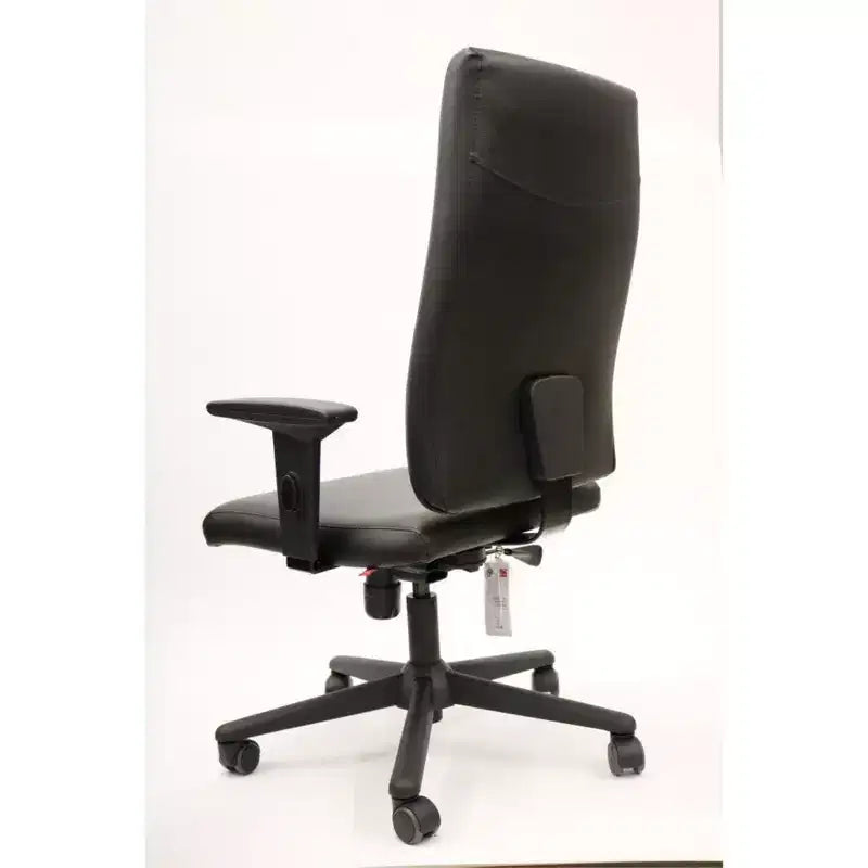 HomeStock Sedia da ufficio ergonomica girevole, regolabile in altezza, 118,36 cm H, in similpelle nera
