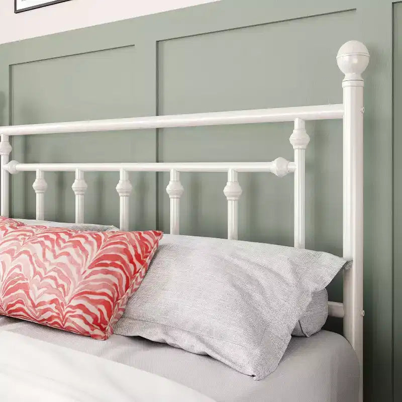 Elegante Struttura Letto Matrimoniale in Metallo da 14 Pollici con Testiera e Pediera Vintage, Nessun Box Spring, Contenitore Sottoletto, Silenzioso e Facile da Montare