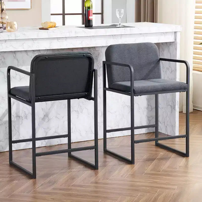 Okak 24Sgabelli da bar moderni imbottiti altezza bancone set da 2, sgabelli da bancone minimalisti con braccioli, struttura in metallo e sedile imbottito per cucina