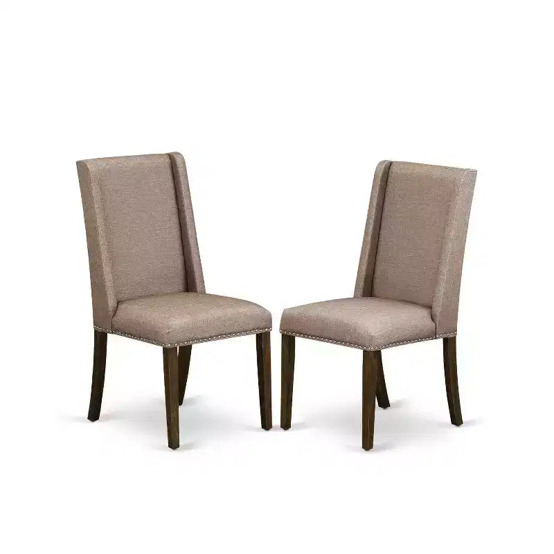 HomeStock Set tavolo da pranzo rettangolare a 7 pezzi in legno massello con finitura Jacobean anticata e 6 sedie Parson