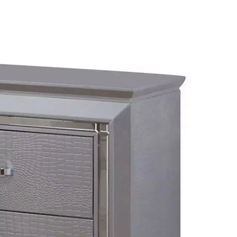 Comodino a 2 cassetti Royal Hampton in legno con dettagli a rilievo in trama, grigio