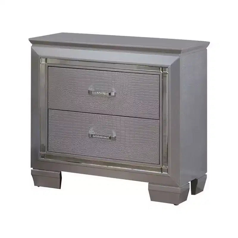 Comodino a 2 cassetti Royal Hampton in legno con dettagli a rilievo in trama, grigio