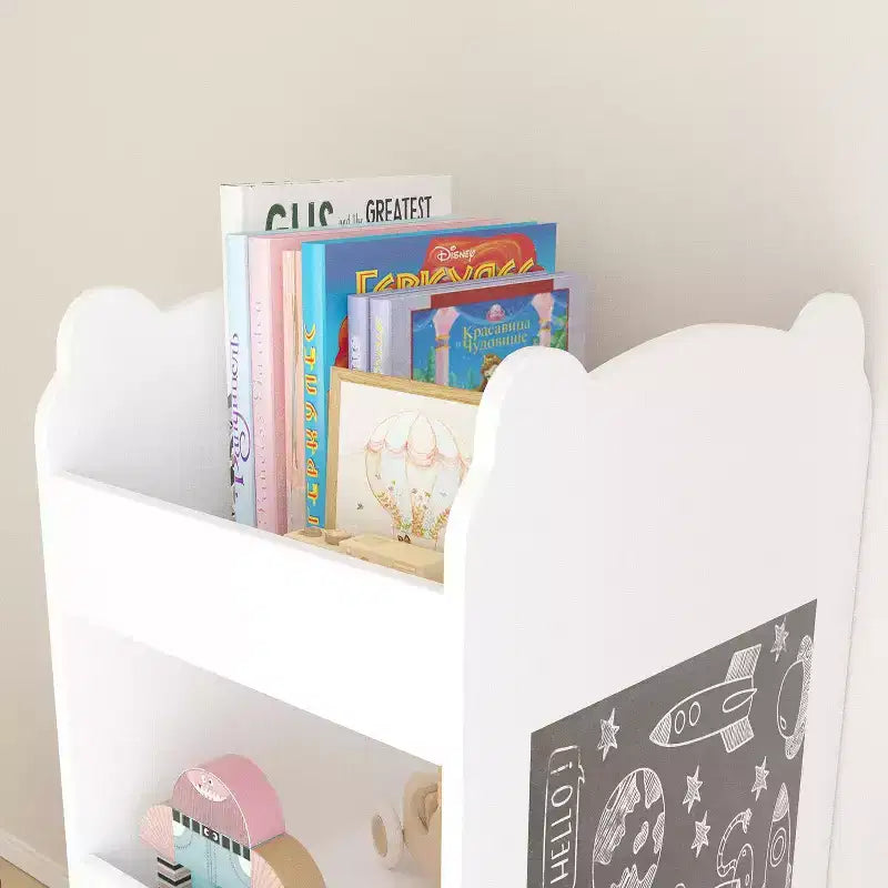 Libreria per bambini in legno a forma di orso Homy Casa con lavagna laterale e 3 ripiani aperti, bianca