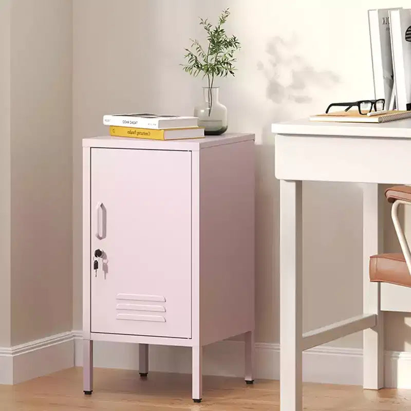 Tavolino Comodino in Metallo con Ante, Tavolino Laterale Moderno Minimalista con 2 Ripiani Regolabili, Design Antiribaltamento, Armadietto Multiuso per Soggiorno Camera da Letto