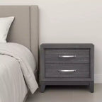 Comodino Royal Hampton, 2 Cassetti, Maniglie a Barra Cromate, Legno Grigio