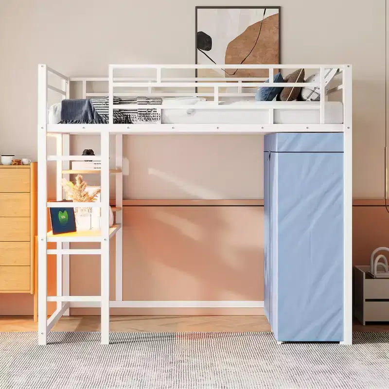 Letto a soppalco in metallo GDFStudio Meyer con scrivania, mensole, presa di corrente, luce LED e armadio