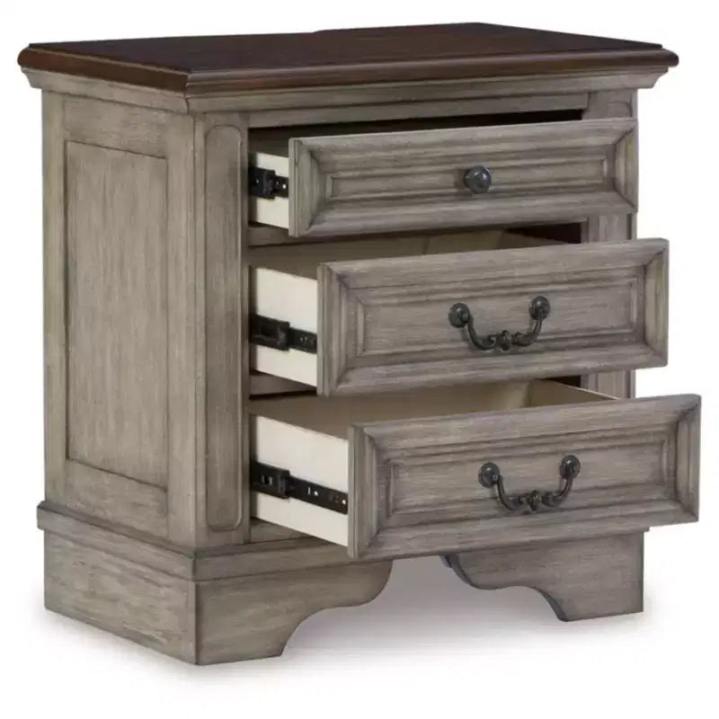 Comodino Lodenbay nero/grigio - Signature Design by Ashley: Stile cottage con porte USB e prese CA