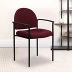 Sedia da reception laterale impilabile in acciaio Flash Furniture Comfort con braccioli