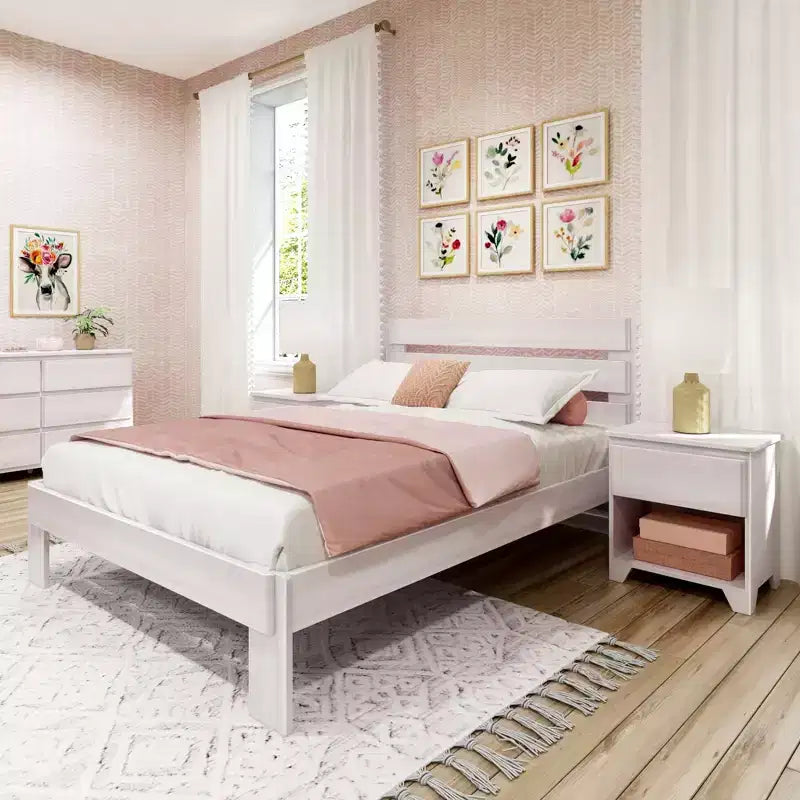 Max & Lily Farmhouse Queen Slat Bed