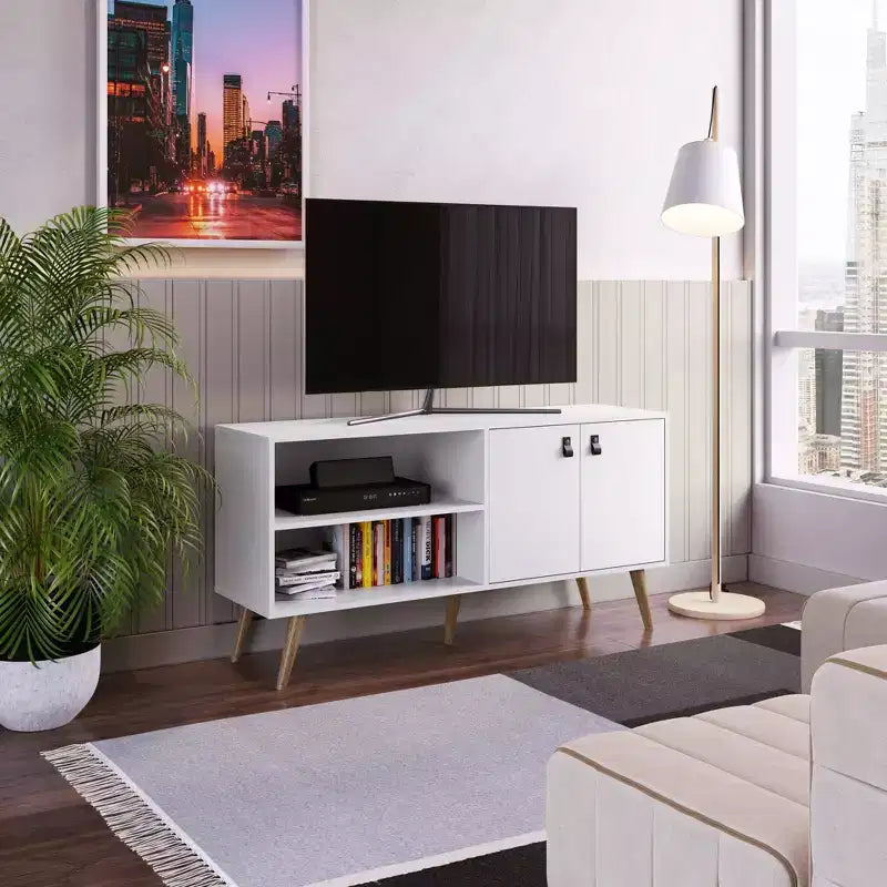 Mobile TV Manhattan Comfort in similpelle color ambra con maniglie per TV fino a 50 pollici